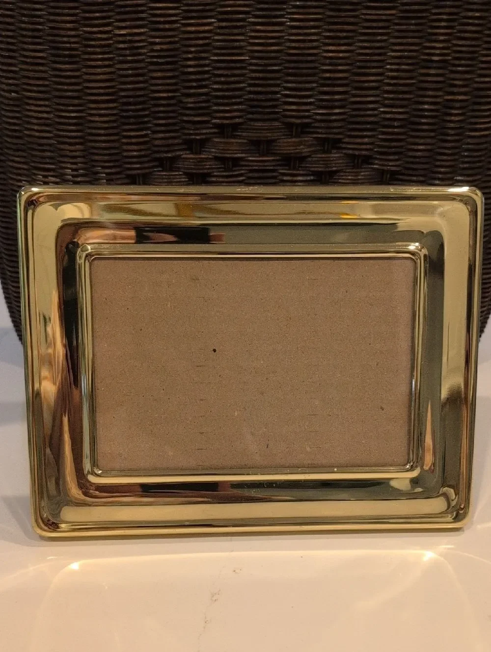 Classic Vintage Gold Photo Frame - Elegant Home Accent 4.25 x 6.5 Photo Opening